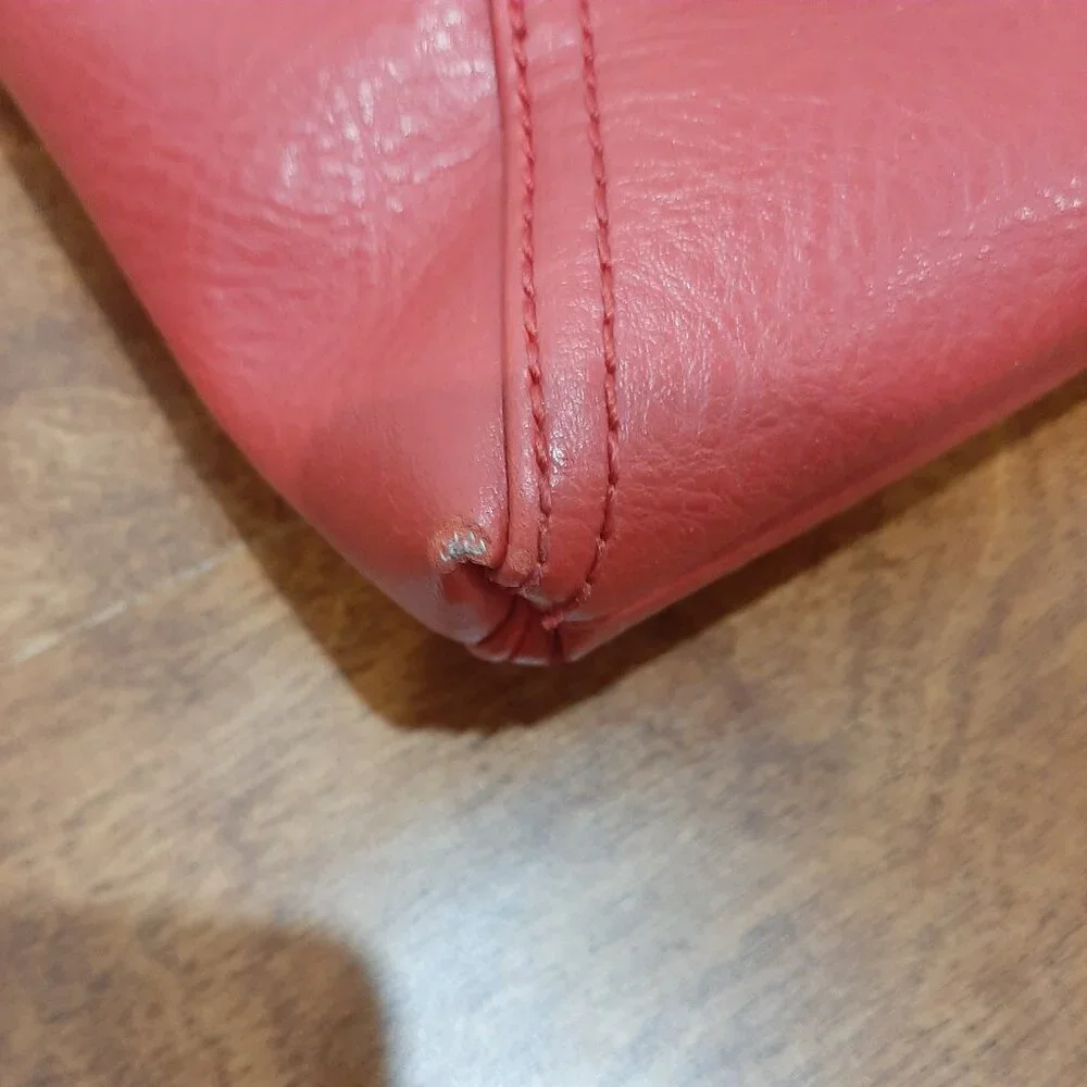 Matt & Natt vegan leather minimalist statement satchel bag - Picture 13 of 16